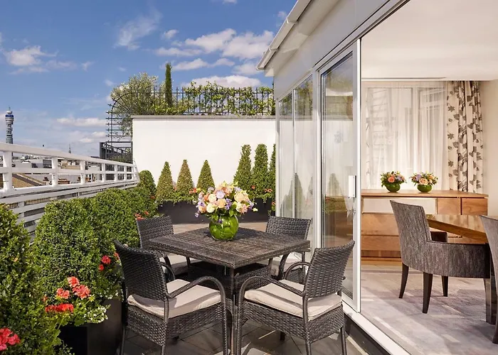 The Westbury Mayfair, A Luxury Collection Hotel, Londra